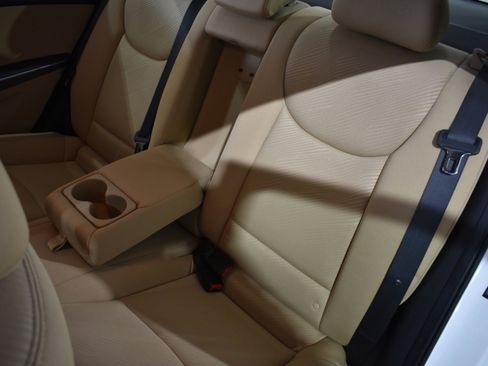 Used 2013 Hyundai Elantra GLS image 26