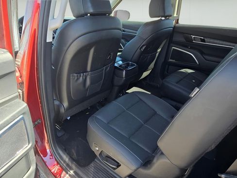 Used 2024 Kia Telluride SX w/ Towing Package image 28