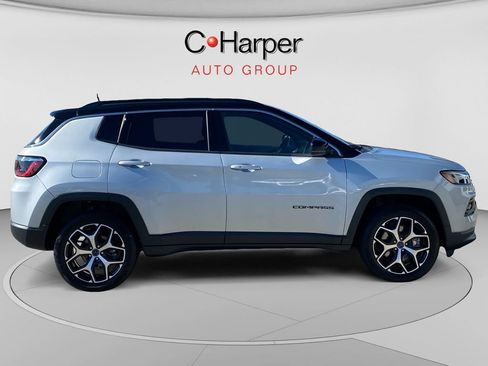 Certified 2025 Jeep Compass Limited AWD/4WD image 2
