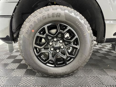 New 2026 Ford F150 XLT w/ Equipment Group 302A MID AWD/4WD image 12