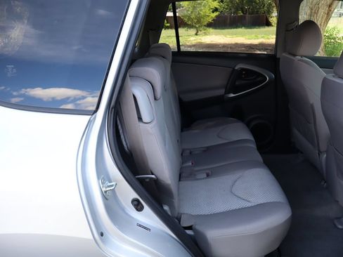 Used 2006 Toyota RAV4 4WD image 22