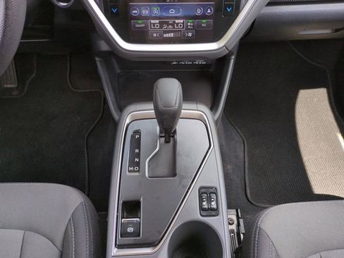 Used 2025 Subaru Crosstrek 2.0i Premium AWD/4WD image 13