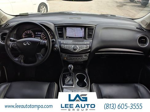 Used 2019 INFINITI QX60 Luxe w/ Essential Package image 17