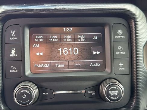 Used 2020 Jeep Wrangler Unlimited Sport image 32