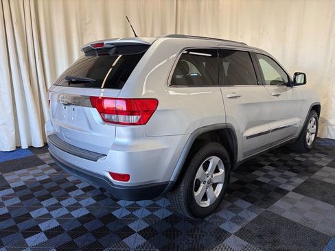 Used 2011 Jeep Grand Cherokee Laredo image 7