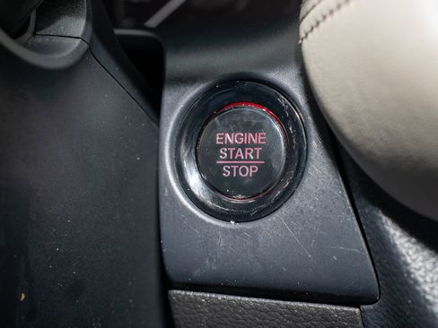 Used 2023 Honda HR-V LX image 35