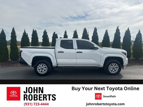 Certified 2025 Toyota Tacoma SR image 1