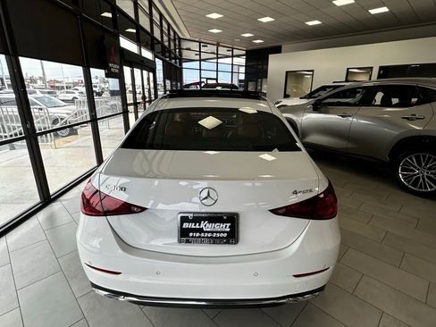 Used 2025 Mercedes-Benz C 300 4MATIC Sedan image 5