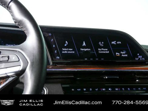 Used 2024 Cadillac Escalade Premium Luxury w/ Performance Package AWD/4WD image 12