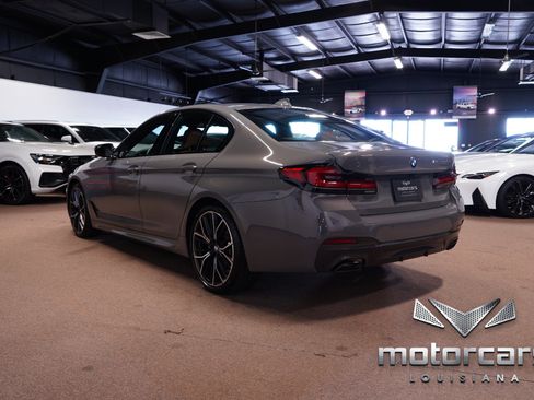 Used 2022 BMW 530i w/ M Sport Package RWD image 5