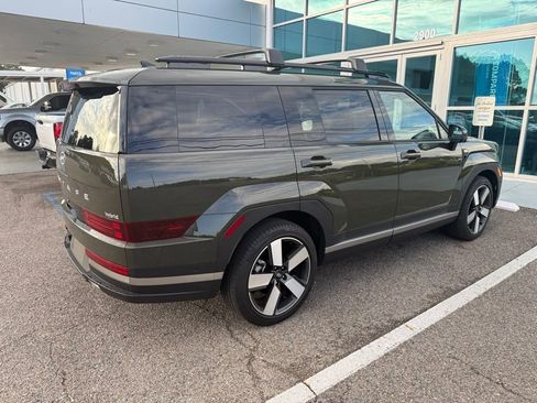 Used 2025 Hyundai Santa Fe Limited image 5