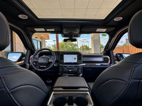 Used 2025 Ford F150 Raptor AWD/4WD image 2