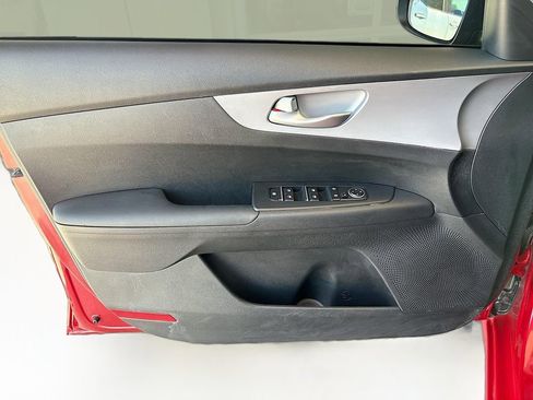 Used 2024 Kia Forte LXS w/ LXS Technology Package FWD image 23