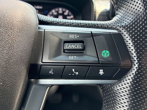 Used 2024 Mitsubishi Outlander SEL AWD/4WD image 25