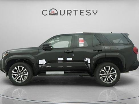 Used 2026 Toyota 4Runner Limited image 19