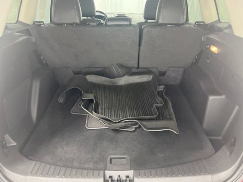 Used 2018 Ford Escape Titanium w/ Ford Safe & Smart Package AWD/4WD image 9