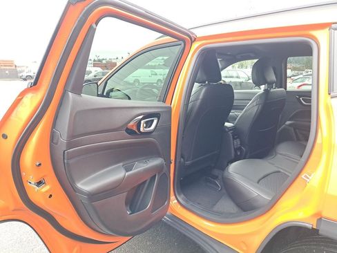 New 2026 Jeep Compass Latitude image 12