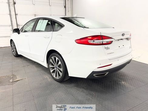 Used 2020 Ford Fusion SE AWD/4WD image 5