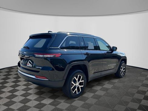 Certified 2025 Jeep Grand Cherokee Limited AWD/4WD image 5