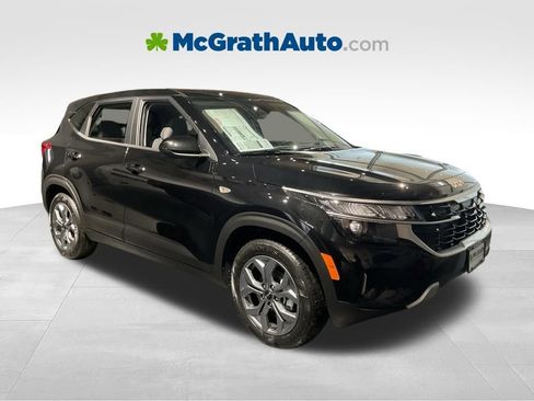 New 2026 Kia Seltos LX FWD image 1