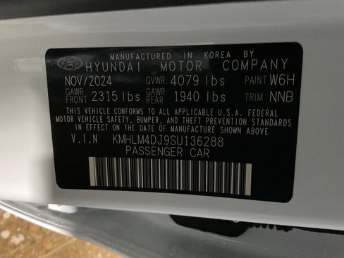 New 2025 Hyundai Elantra SEL image 36