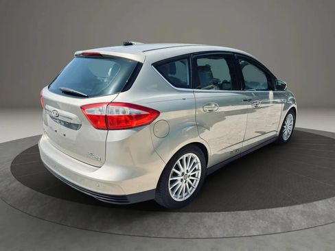Used 2016 Ford C-MAX SEL w/ Equipment Group 302A FWD image 5