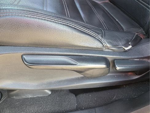 Used 2017 Honda CR-V LX image 14