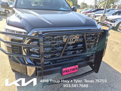 Used 2023 Toyota Tundra Platinum RWD image 10