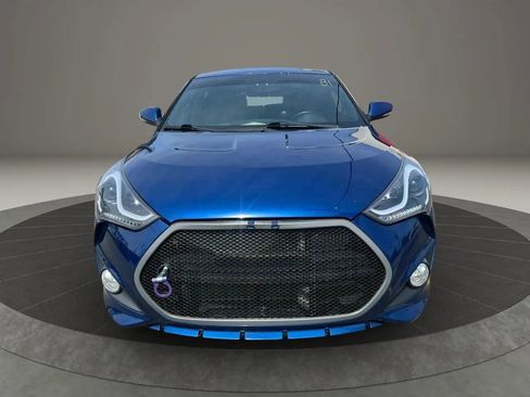 Used 2016 Hyundai Veloster Turbo FWD image 2