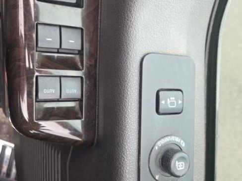 Used 2015 Ford F250 Platinum image 21