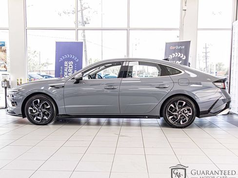 Used 2025 Hyundai Sonata SEL FWD image 6