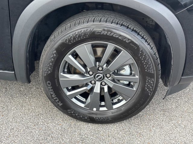 Used 2026 Nissan Pathfinder SV AWD/4WD image 11
