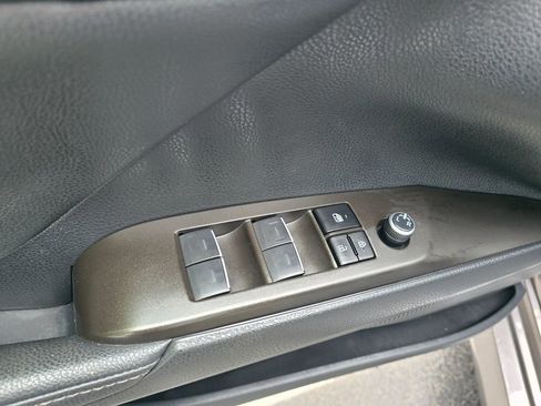 Used 2023 Toyota Camry XLE FWD image 17