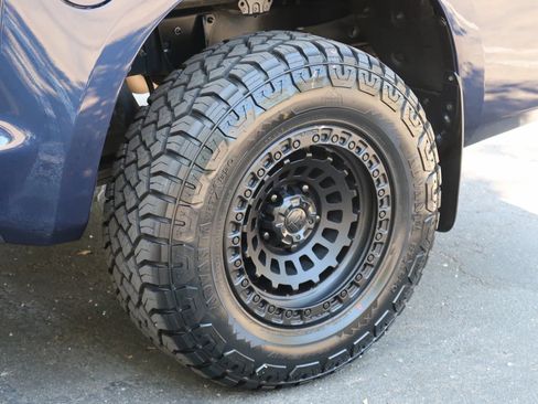 Used 2008 Toyota Tundra SR5 AWD/4WD image 8