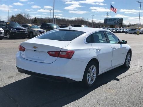 Used 2023 Chevrolet Malibu LT image 3
