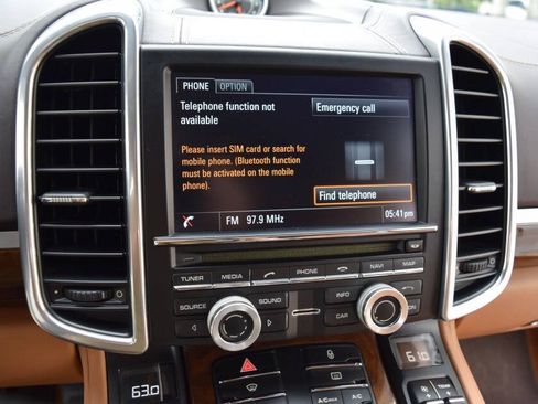 Used 2013 Porsche Cayenne Diesel AWD/4WD image 65