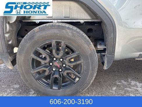 Used 2024 GMC Sierra 1500 Elevation image 6