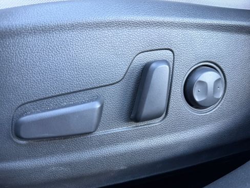 Used 2023 Hyundai Kona SEL FWD image 14
