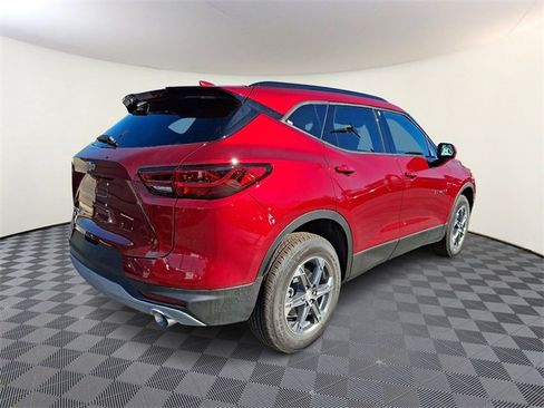 New 2025 Chevrolet Blazer LT w/ Convenience Package image 4