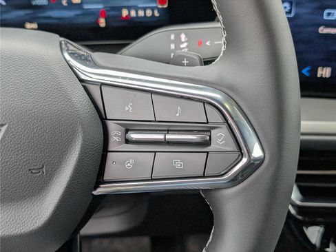 New 2026 Chevrolet Traverse LT w/ Driver Confidence Package image 20