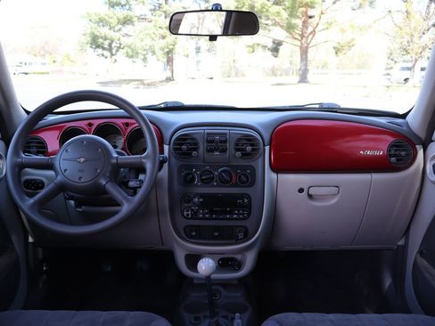 Used 2002 Chrysler PT Cruiser Touring image 16