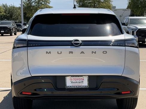 Used 2025 Nissan Murano SV FWD image 5
