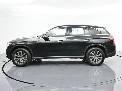 Used 2024 Mercedes-Benz GLC 300 4MATIC image 4