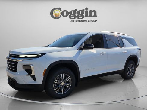 New 2026 Chevrolet Traverse LT image 1