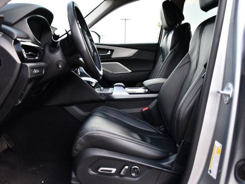Used 2024 Acura MDX SH-AWD w/ Technology Package image 18