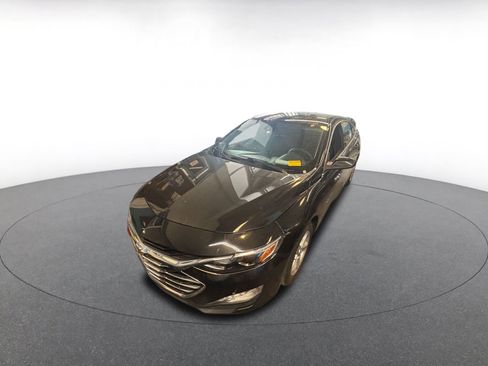 Used 2023 Chevrolet Malibu LT image 3