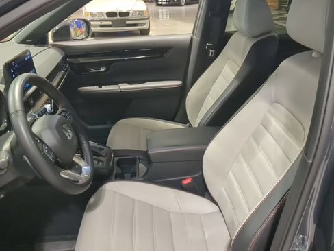 Used 2025 Honda CR-V Sport Touring image 15