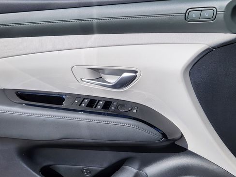 New 2026 Hyundai Tucson Limited image 7