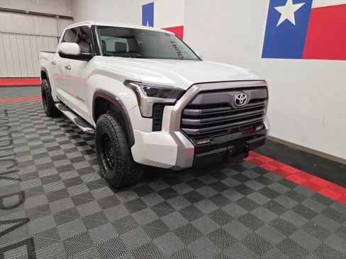 Used 2022 Toyota Tundra Limited AWD/4WD image 19