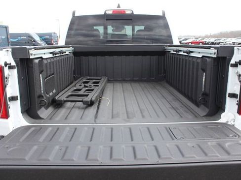 Used 2025 RAM 1500 Limited w/ Off Road Group image 30